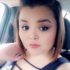 Meet your Posher, Saundra